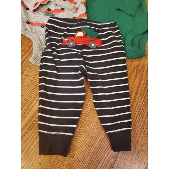 Unisex 3-6 Month Infant Holiday Outfits One-pieces Lot of 4 Buffalo Plaid 2 Bibs - Picture 9 of 10